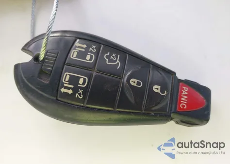 2015 Chrysler Town & Country Touring from USA, damaged, VIN 2C4RC1BG2FR716007